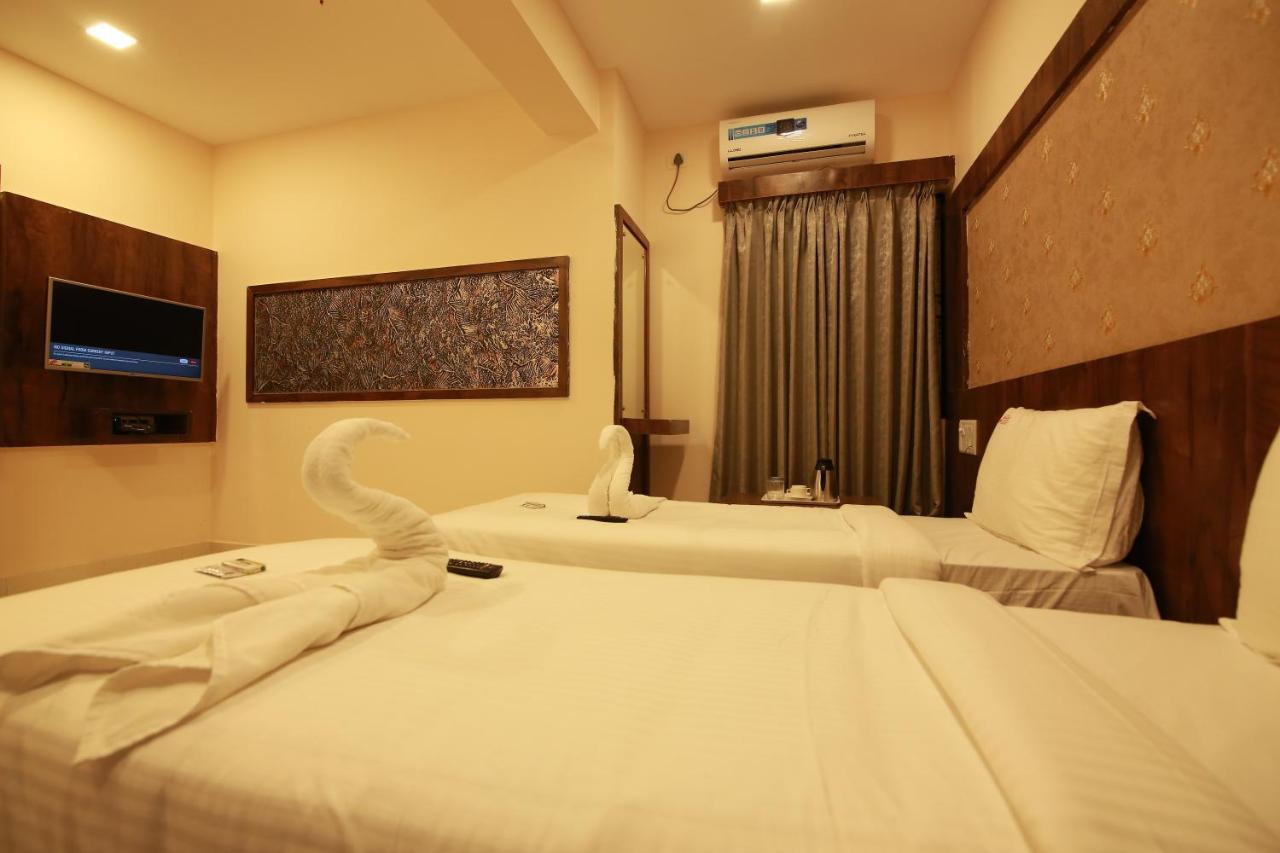 Hotel Apple Suites Бангалор Экстерьер фото