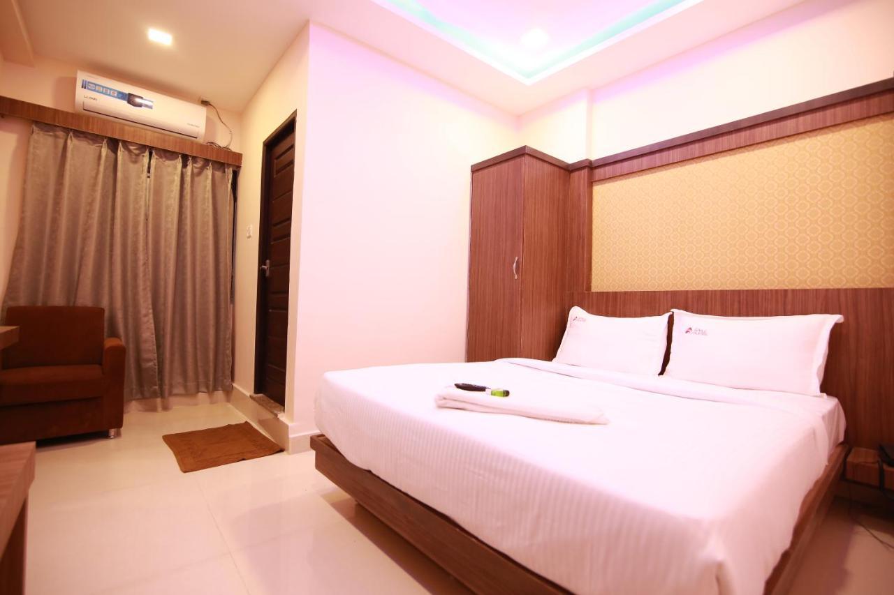Hotel Apple Suites Бангалор Экстерьер фото